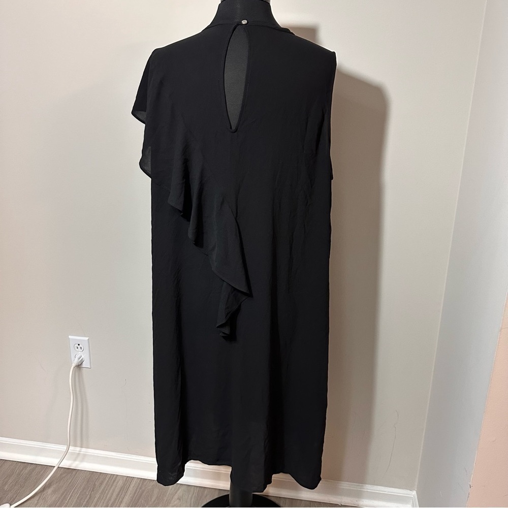 New Rachel Roy Black Ruffled Petal Sleeve Sheath Dress in Size XL - Picture 9 of 11